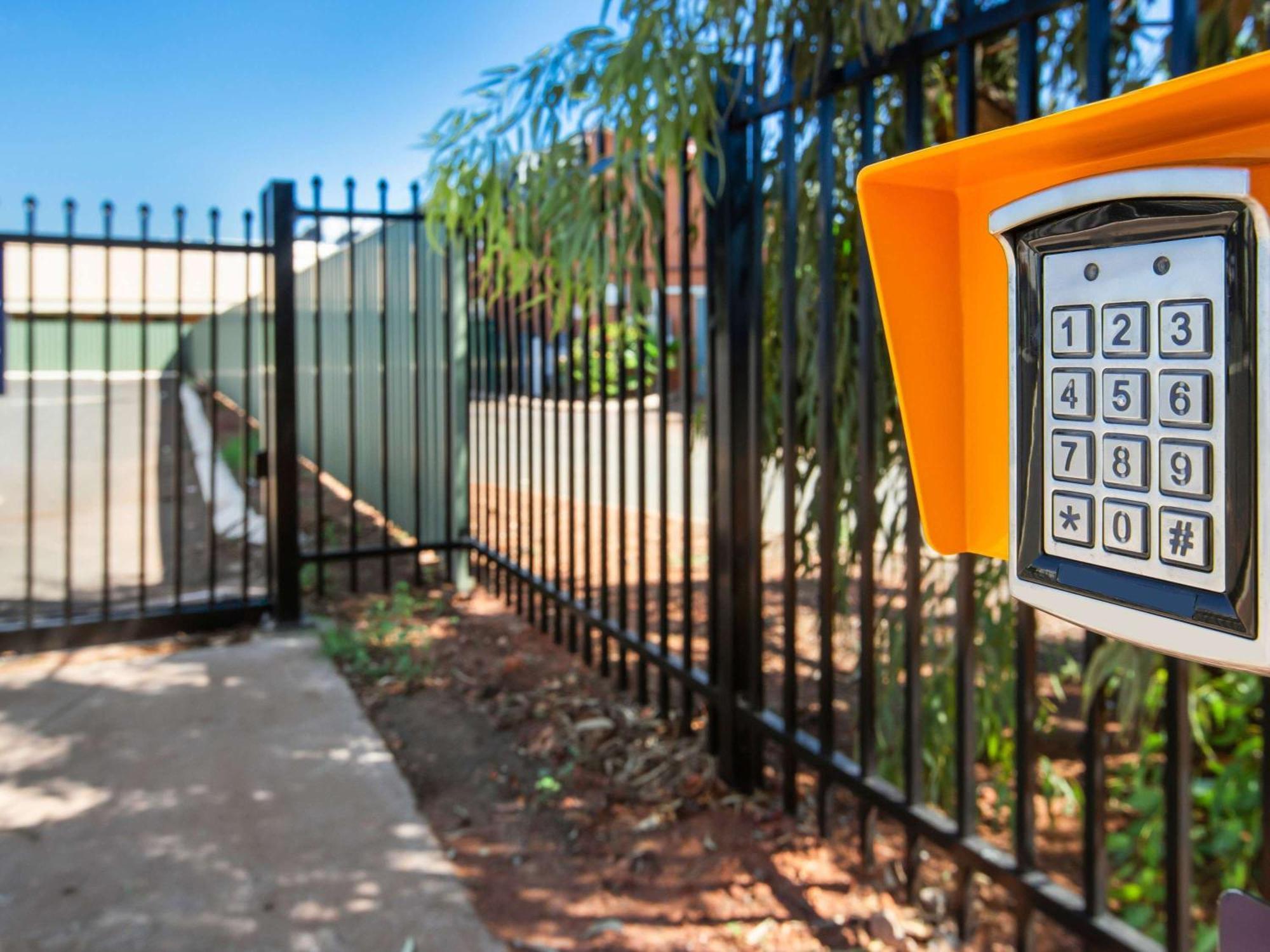Ibis Styles Karratha Exterior foto